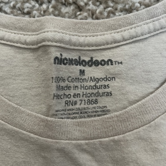 🌸 SpongeBob graphic T-shirt - Picture 2 of 3